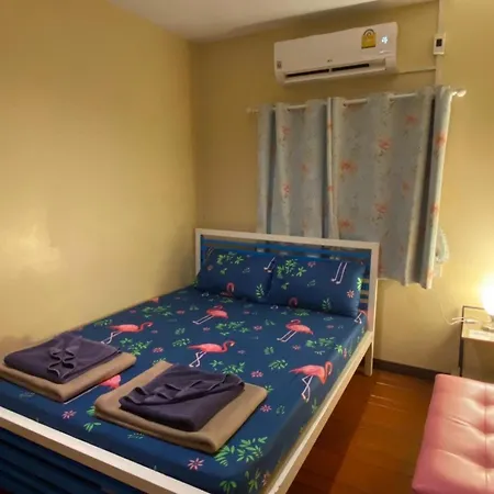 Anya House Hostel Thong Sala Exterior photo